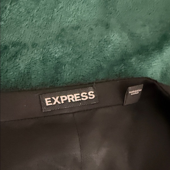 Express Sleek Black Buttoned Vest - Picture 2 of 6